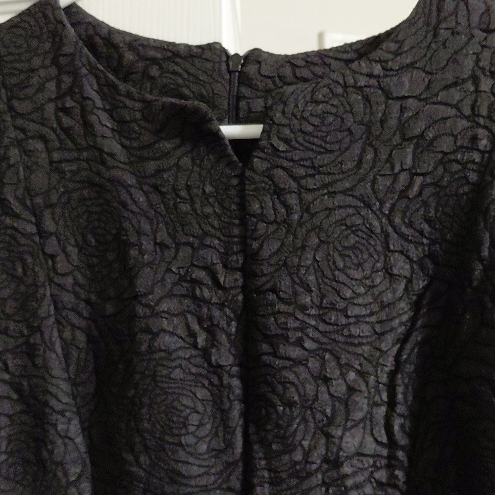 SHEIN Textured Black Midi Dress - Picture 2 of 4